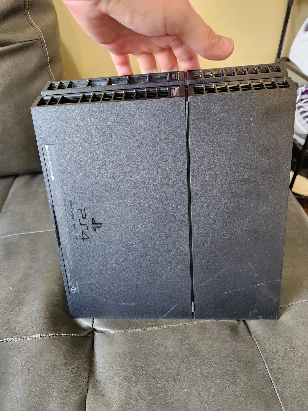 Sony ps4 console